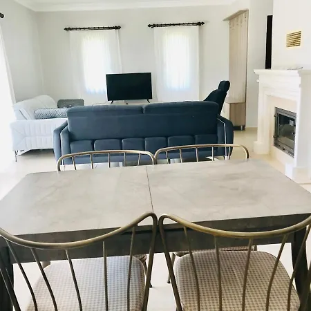 ヴィラ Goecek Begonville Villa No 8 *