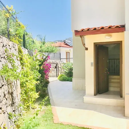 ヴィラ Goecek Begonville Villa No 8 *